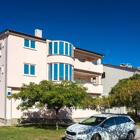 Zic-mrakovcic Br2 S2 K2 Ohne Balkon Baska (Krk)