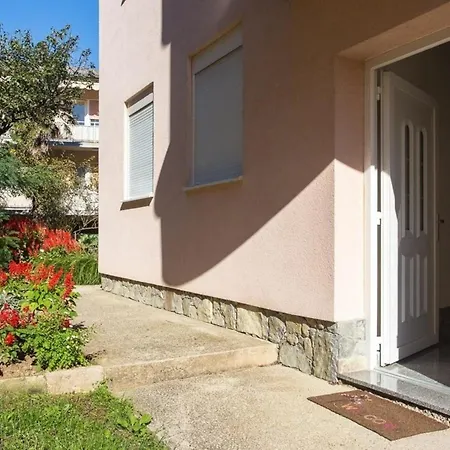 Zic-mrakovcic Br2 S2 K2 Ohne Balkon * Baska (Krk)